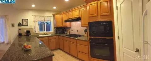 1102 Tranquility Cir, Lemoore, CA 93245 photo 2