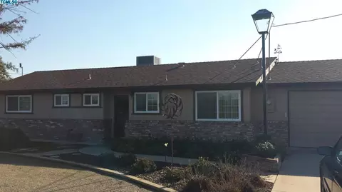 23157 E South Ave, Reedley, CA 93654 photo 3