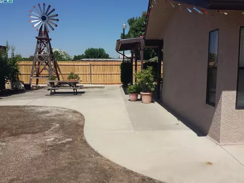 23157 E South Ave, Reedley, CA 93654 photo 58