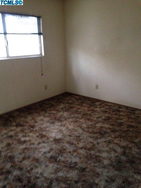 995 E Kamm Ave, Dinuba, CA 93618 photo 14