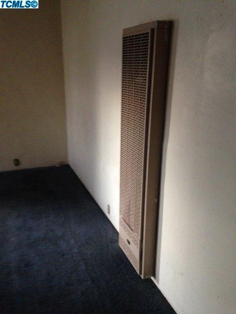 995 E Kamm Ave, Dinuba, CA 93618 photo 7