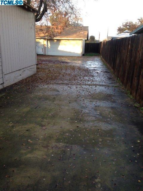 995 E Kamm Ave, Dinuba, CA 93618 photo 27