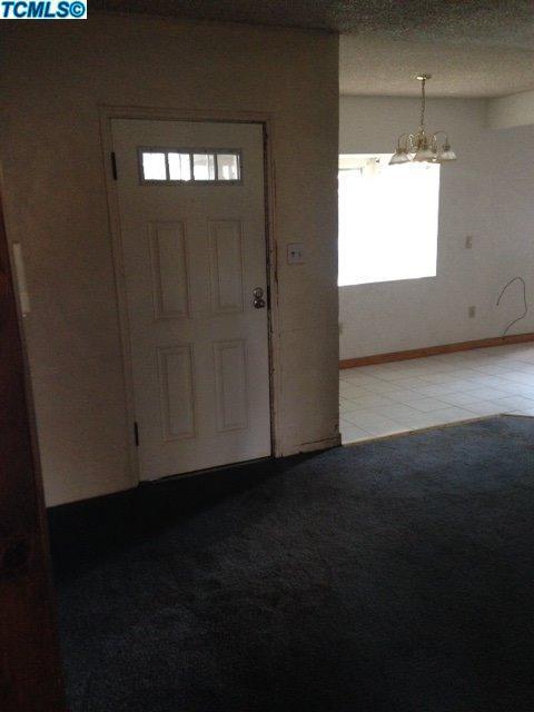 995 E Kamm Ave, Dinuba, CA 93618 photo 2
