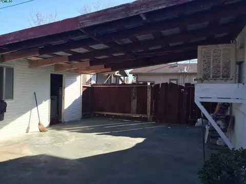 309 S Quince, Exeter, CA 93221 photo 8