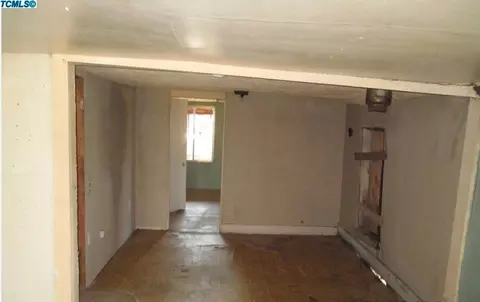 2224 E Alfred Ave, Exeter, CA 93221 photo 4