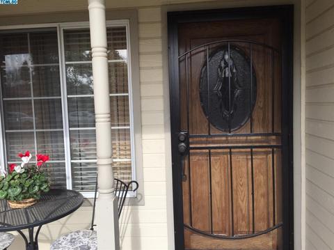 525 W Gearey Ave, Exeter, CA 93221 photo 2