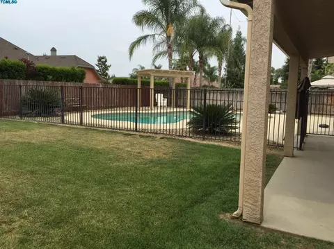2349 Jacques, Visalia, CA 93277 photo 10