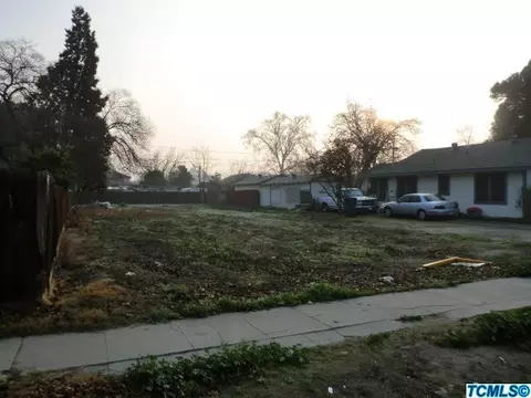 120 S E St, Tulare, CA 93274 photo 1