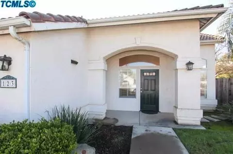 123 E Aspen Dr, Reedley, CA 93654 photo 3