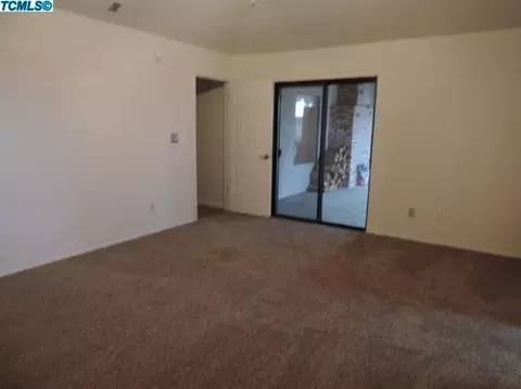 486 Gateway Ave, Clovis, CA 93612 photo 17