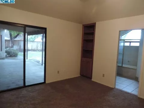 486 Gateway Ave, Clovis, CA 93612 photo 16