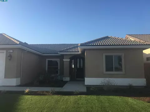 3087 Windmill Ct, Tulare, CA 93274 photo 1