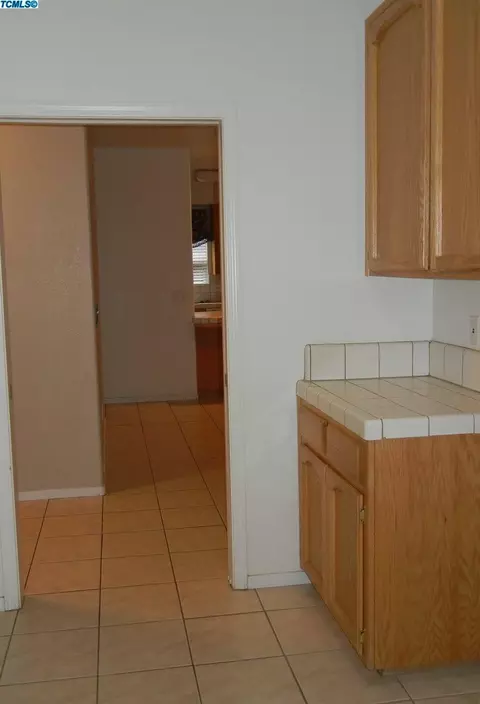 670 Leta Mae Ct, Exeter, CA 93221 photo 10