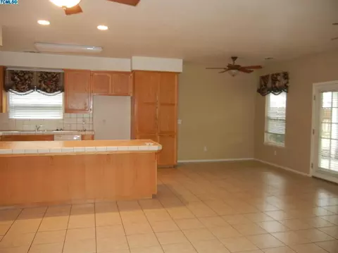 670 Leta Mae Ct, Exeter, CA 93221 photo 12
