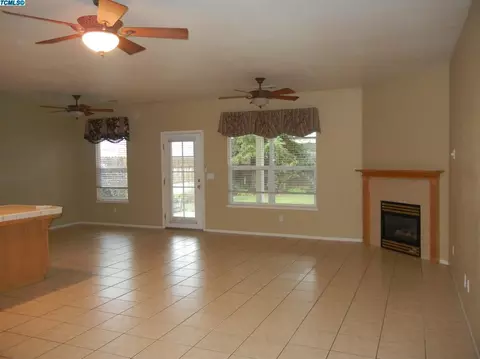 670 Leta Mae Ct, Exeter, CA 93221 photo 11