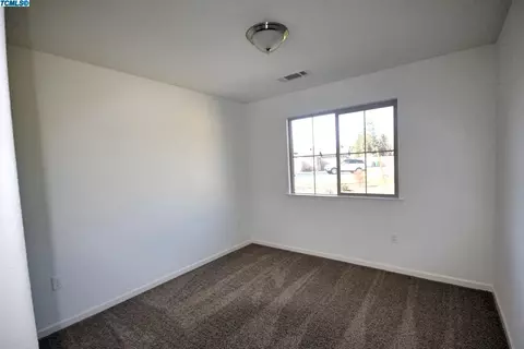 691 Blossom Ct, Exeter, CA 93221 photo 10