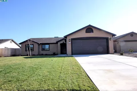 683 Blossom Ct, Exeter, CA 93221 photo 1