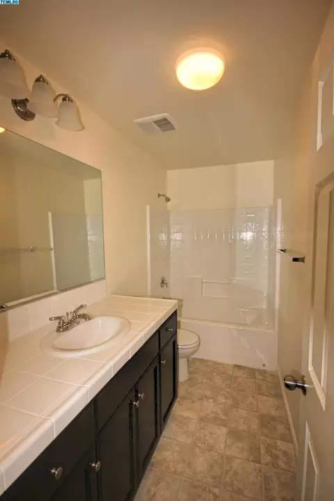 683 Blossom Ct, Exeter, CA 93221 photo 10