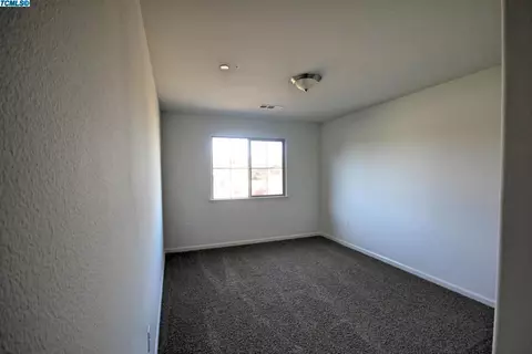 683 Blossom Ct, Exeter, CA 93221 photo 13
