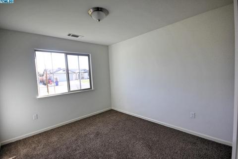674 Blossom Ct, Exeter, CA 93221 photo 11