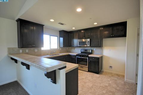 674 Blossom Ct, Exeter, CA 93221 photo 6