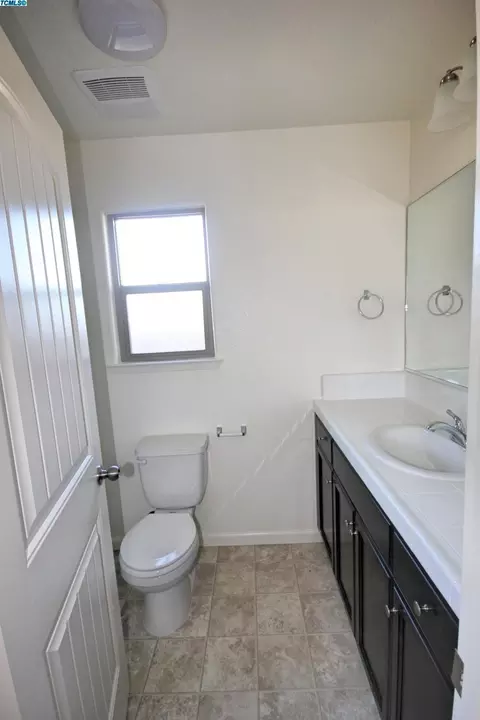 678 Blossom Ct, Exeter, CA 93221 photo 12
