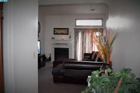 4820 Westgate, Visalia, CA 93277 photo 4