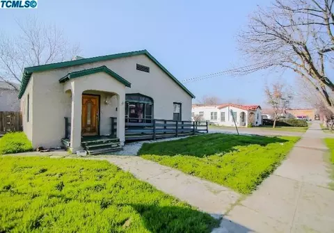 119 Heinlen St, Lemoore, CA 93245 photo 2