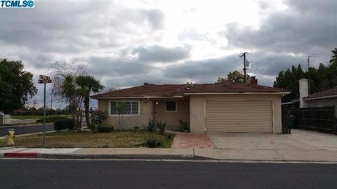 404 W Pico Ave, Clovis, CA 93612 photo 1