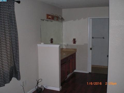 460 Orangewood Dr, Lemoore, CA 93245 photo 17