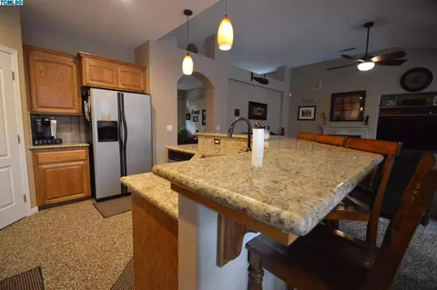 3449 E Howard Ct, Visalia, CA 93292 photo 15
