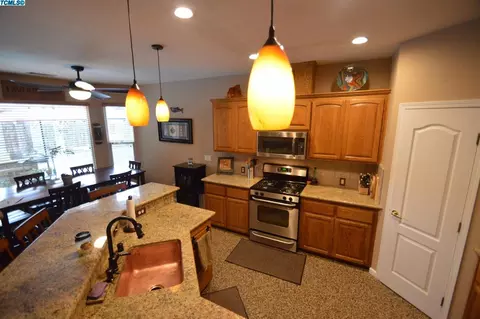 3449 E Howard Ct, Visalia, CA 93292 photo 40