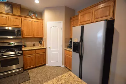 3449 E Howard Ct, Visalia, CA 93292 photo 41