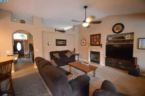 3449 E Howard Ct, Visalia, CA 93292 photo 36