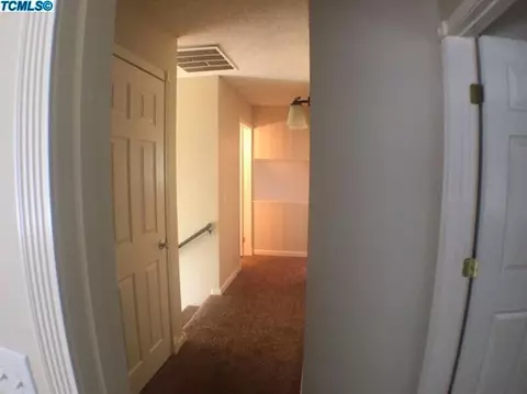 1428 E Ferguson Ct, Visalia, CA 93292 photo 16