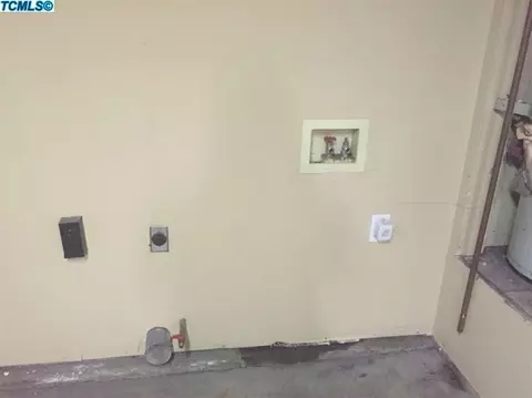 1428 E Ferguson Ct, Visalia, CA 93292 photo 17