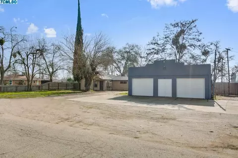 923 E K Ave, Visalia, CA 93292 photo 2