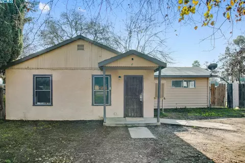 923 E K Ave, Visalia, CA 93292 photo 3