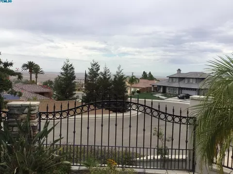 825 Valley View St, Taft, CA 93268 photo 53
