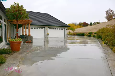 825 Valley View St, Taft, CA 93268 photo 26
