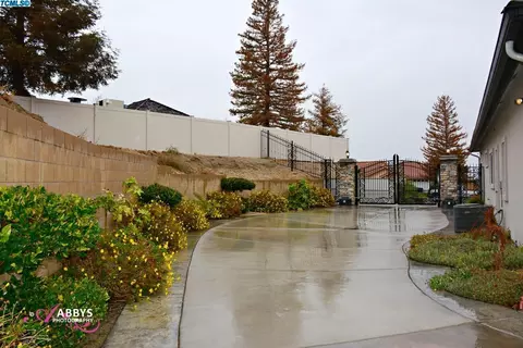 825 Valley View St, Taft, CA 93268 photo 29