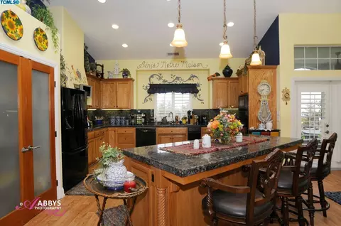 825 Valley View St, Taft, CA 93268 photo 11