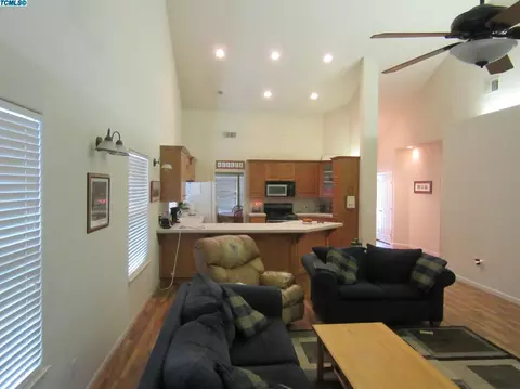 635 Kathleen Ct, Exeter, CA 93221 photo 10
