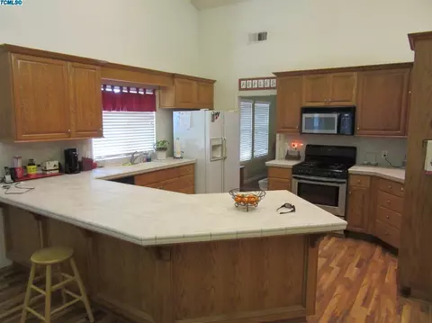 635 Kathleen Ct, Exeter, CA 93221 photo 11