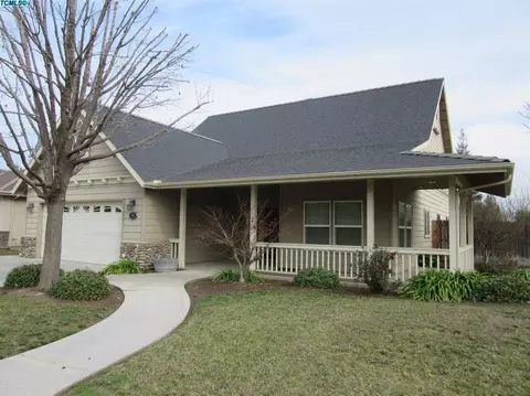 635 Kathleen Ct, Exeter, CA 93221 photo 2