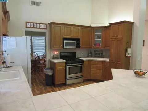 635 Kathleen Ct, Exeter, CA 93221 photo 12