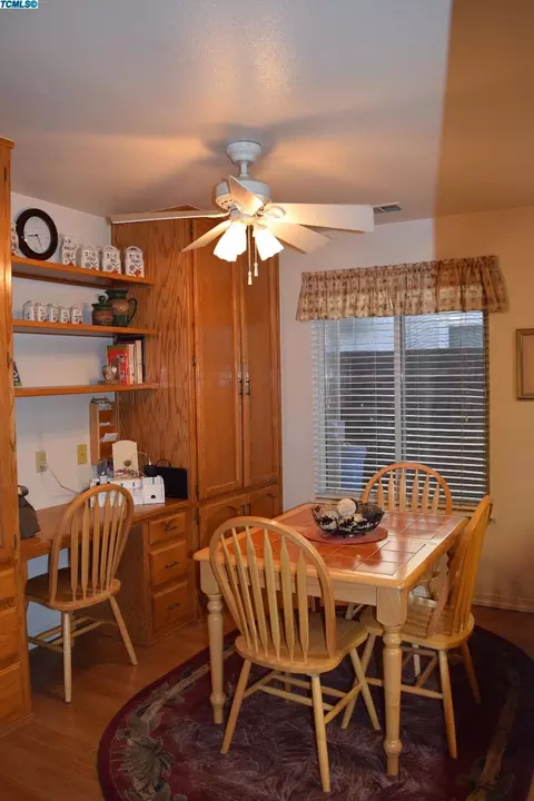 3750 E Willow Ave, Visalia, CA 93292 photo 9