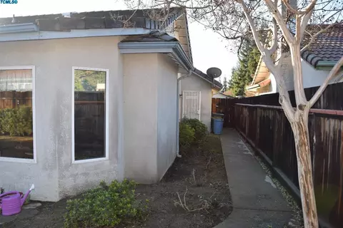 3750 E Willow Ave, Visalia, CA 93292 photo 24