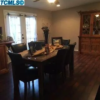 3236 E Caldwell Ave, Visalia, CA 93292 photo 16