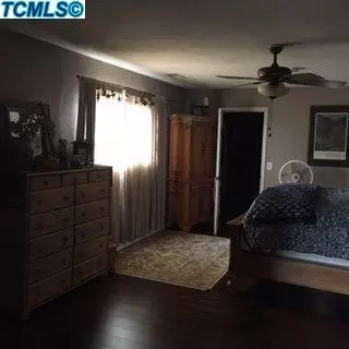 3236 E Caldwell Ave, Visalia, CA 93292 photo 12